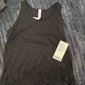 Lululemon NWT essential pleated Tank Top black size 10